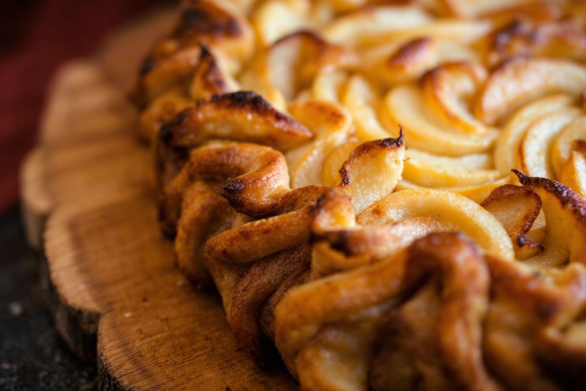 Voici la tarte rustique aux pommes la plus facile du monde : recette simple et rapide